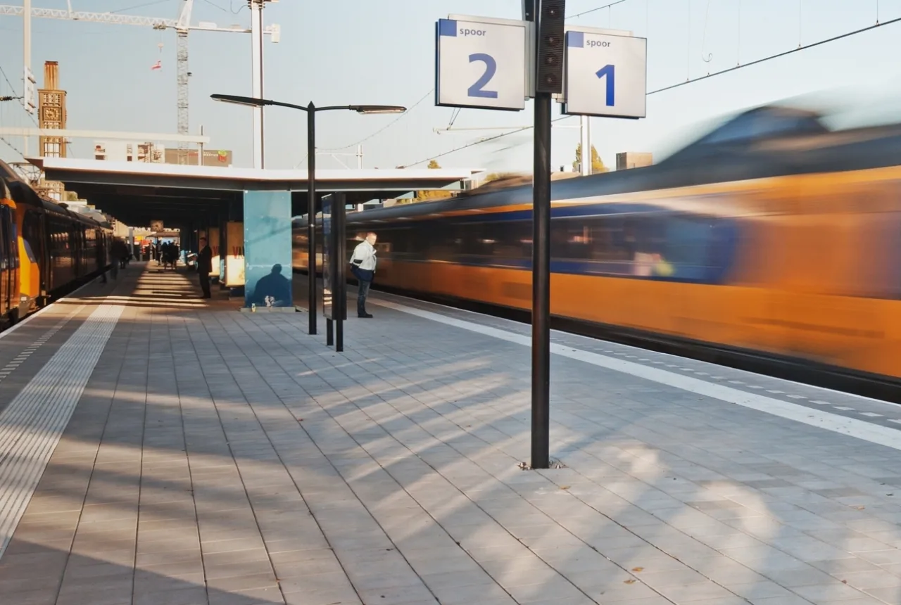 Treinstation Enschede - Uit in Enschede