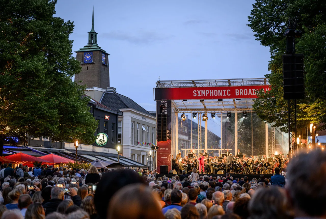 Symphonic Summer Oude Markt in Enschede - Uit in Enschede