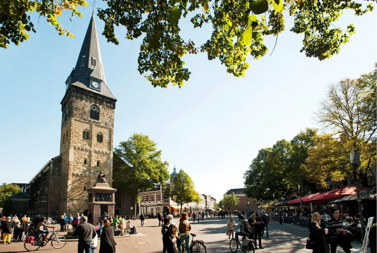 Oude Markt Enschede - Uit in Enschede