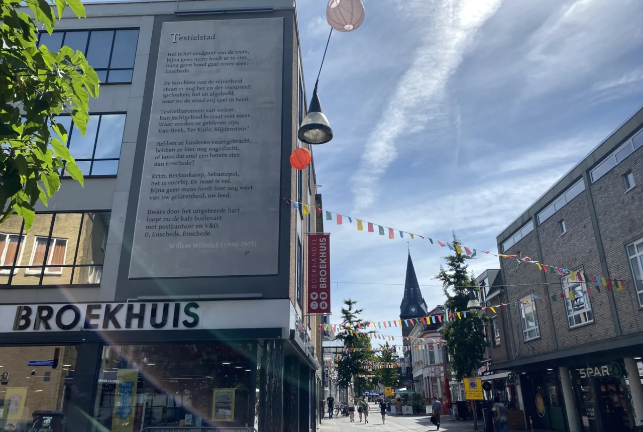  - Uit in Enschede