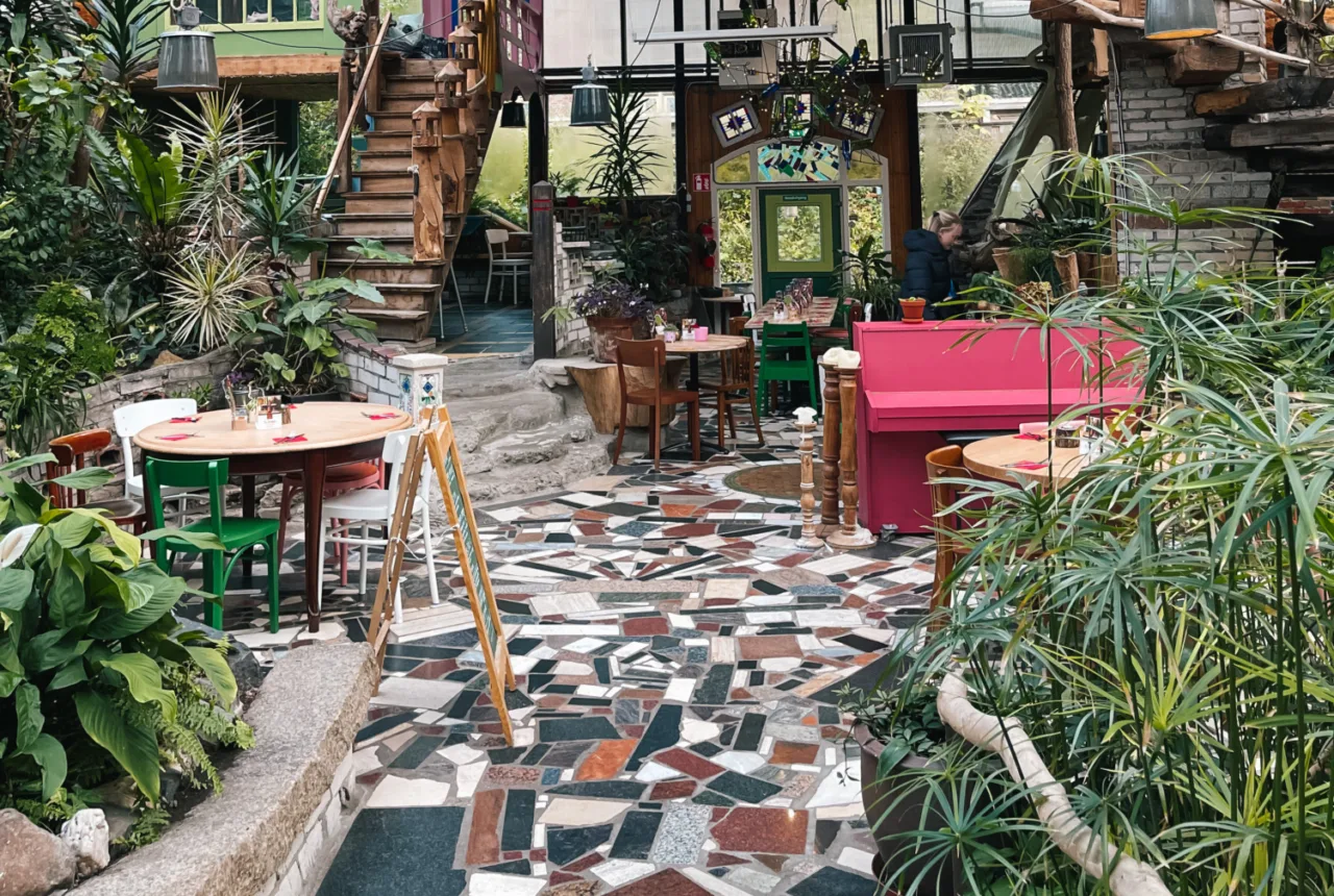 Het Paradijs vegetarisch restaurant Enschede - Uit in Enschede