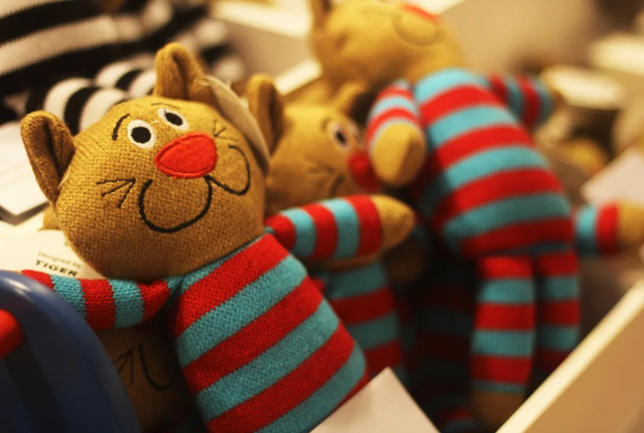 Details van poppetjes te koop bij de Flying Tiger in Enschede - Uit in Enschede