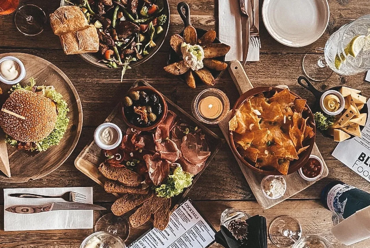 Essen bei Bluff in Enschede - Uit in Enschede