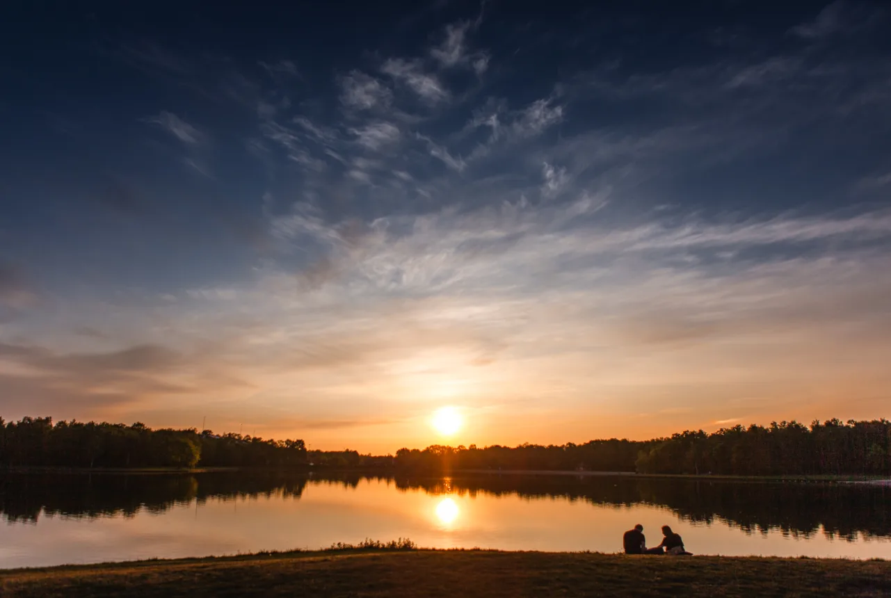 Abendstimmung im Erholungsgebiet Het Rutbeek in Enschede - Uit in Enschede