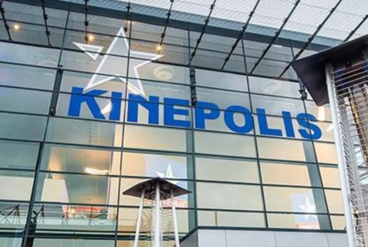 Kinepolis in Enschede von Außen - Uit in Enschede