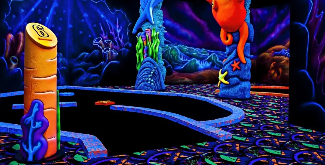 Glowgolf in Enschede kinderen indoor - Uit in Enschede