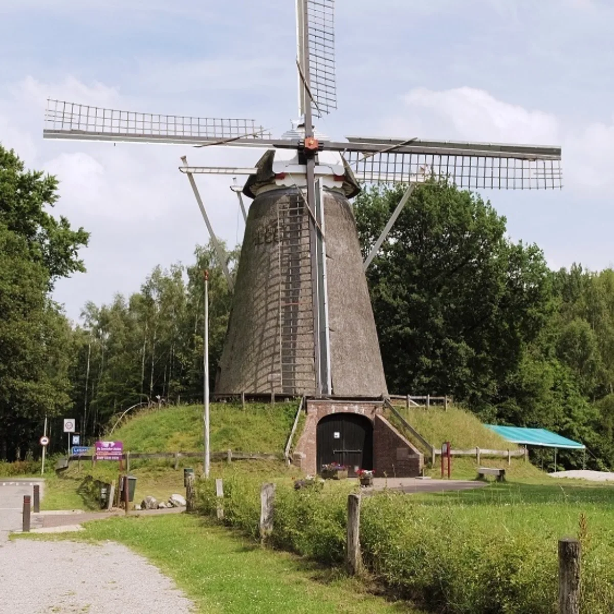  - Uit in Enschede