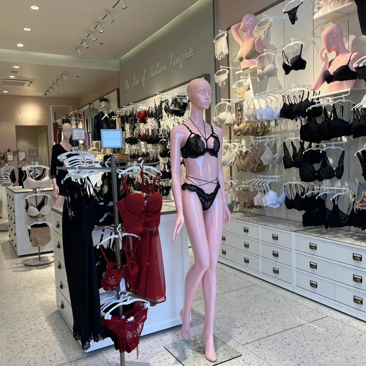 Lingerie und Nachtmode von Intimissimi in Enschede - Uit in Enschede