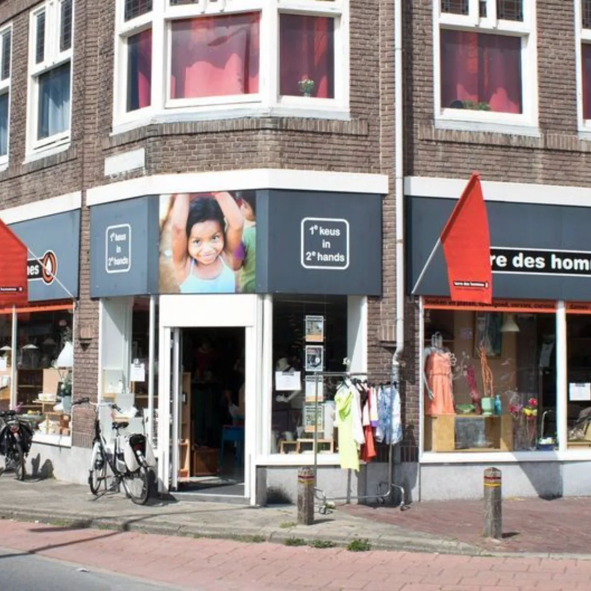 Außenansicht von Terre des Hommes in Enschede - Uit in Enschede