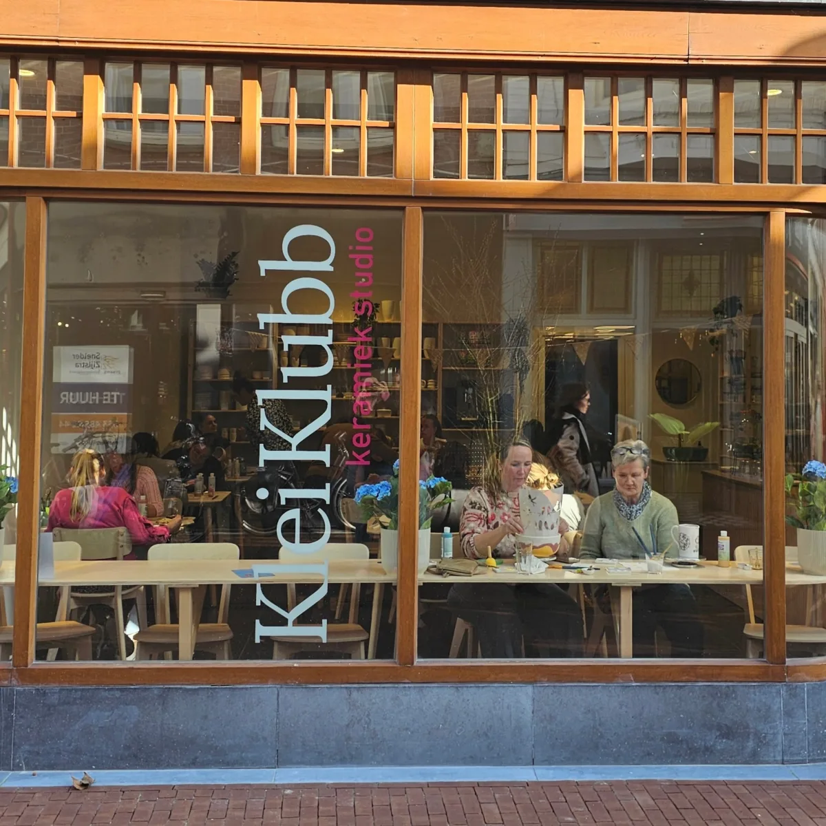  - Uit in Enschede