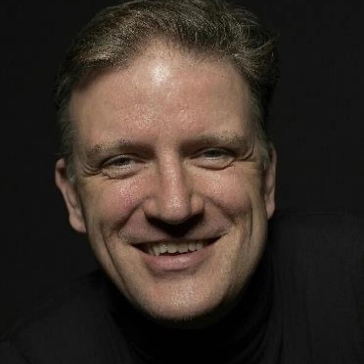 Sebastian Brouwer zingt Misa Criolla