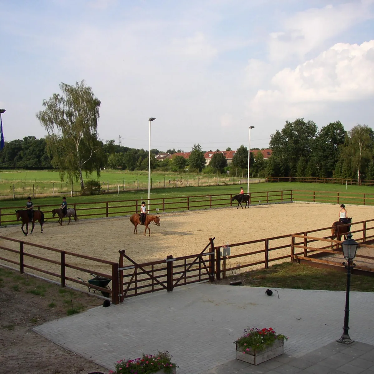 Manege de Hoefslag Enschede appartementen - Uit in Enschede