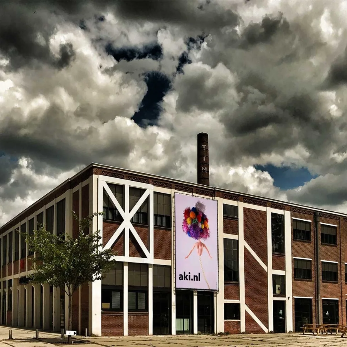 Das AKI in Enschede - Uit in Enschede