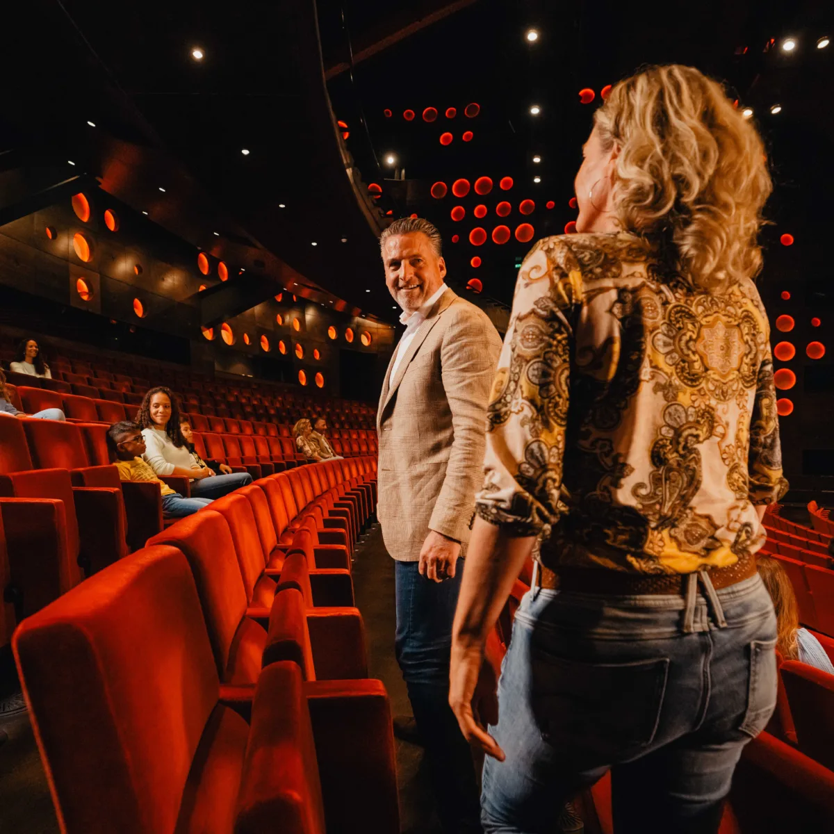 Een avond uit in Wilminktheater - Uit in Enschede