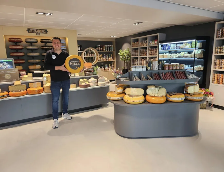  - Uit in Enschede