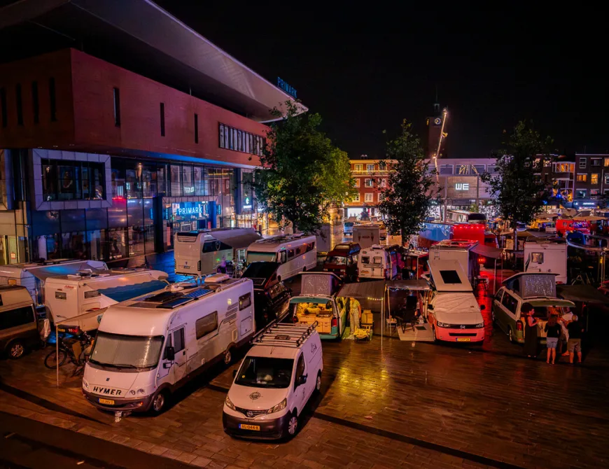  - Uit in Enschede