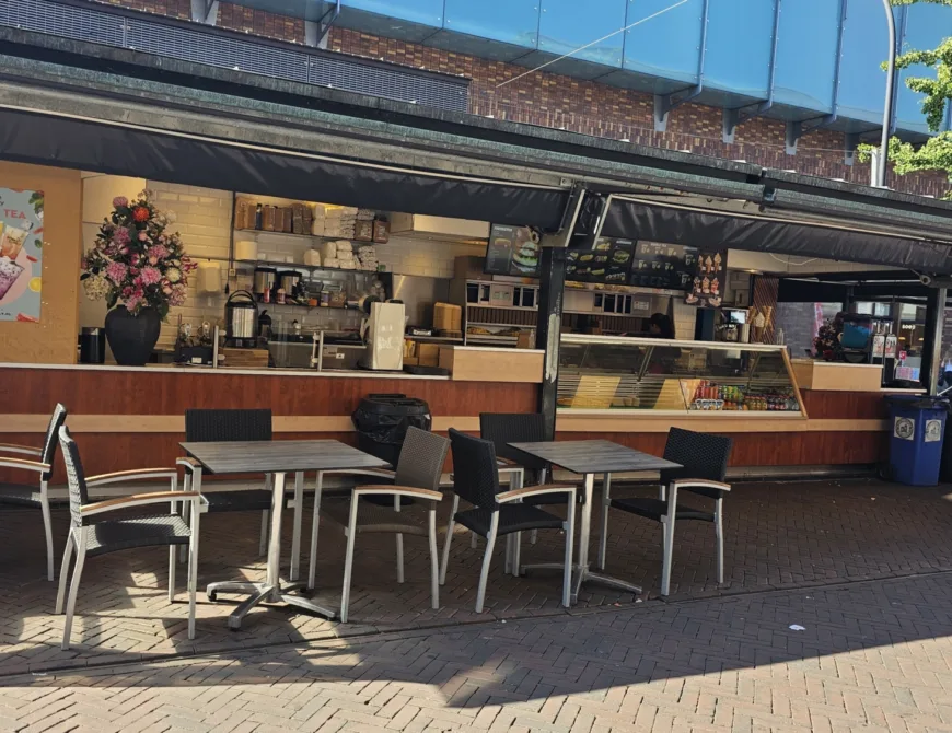  - Uit in Enschede