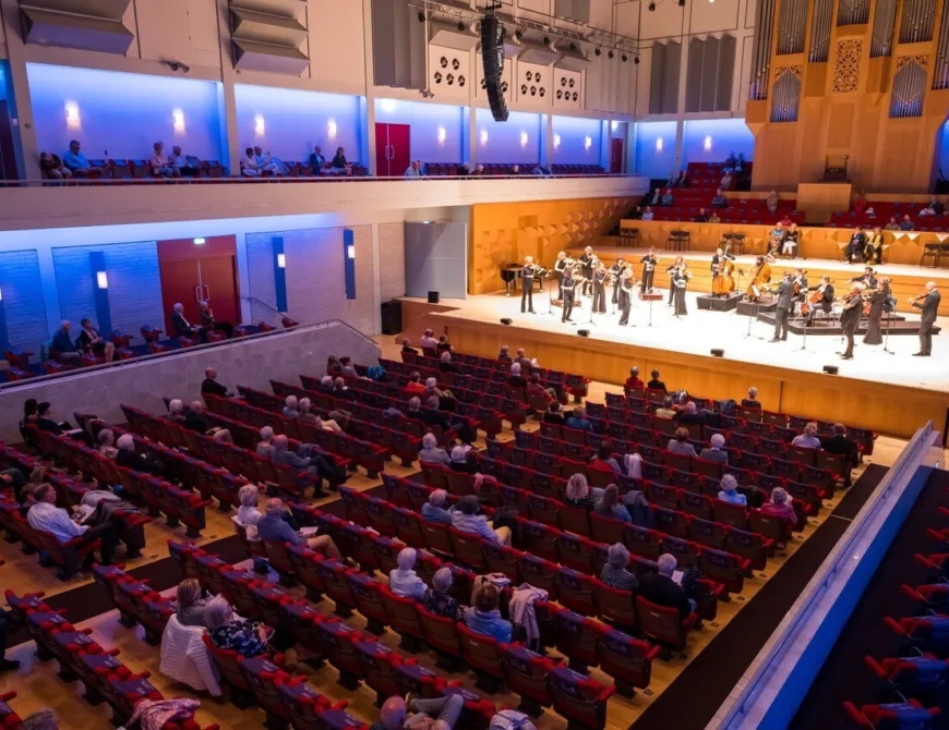 Wilminktheater en Muziekcentrum Enschede - Uit in Enschede