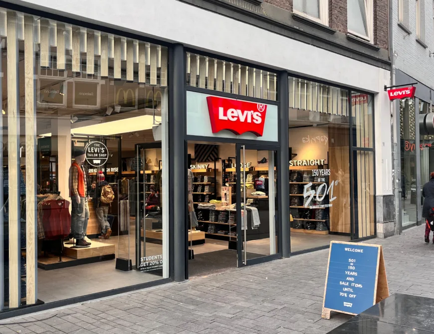 Außenansicht von Levi's in Enschede - Uit in Enschede