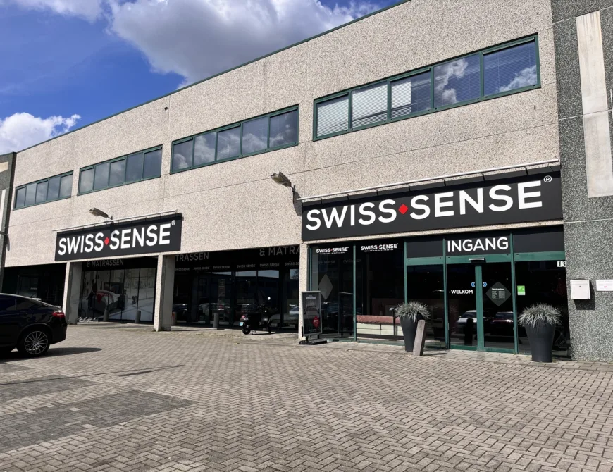 Außenansicht von Swiss Sense in Enschede - Uit in Enschede
