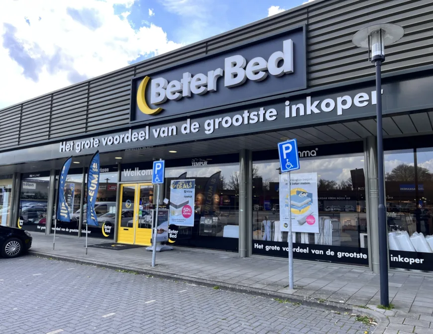 Außenansicht von Beter Bed am Woonplein Enschede - Uit in Enschede