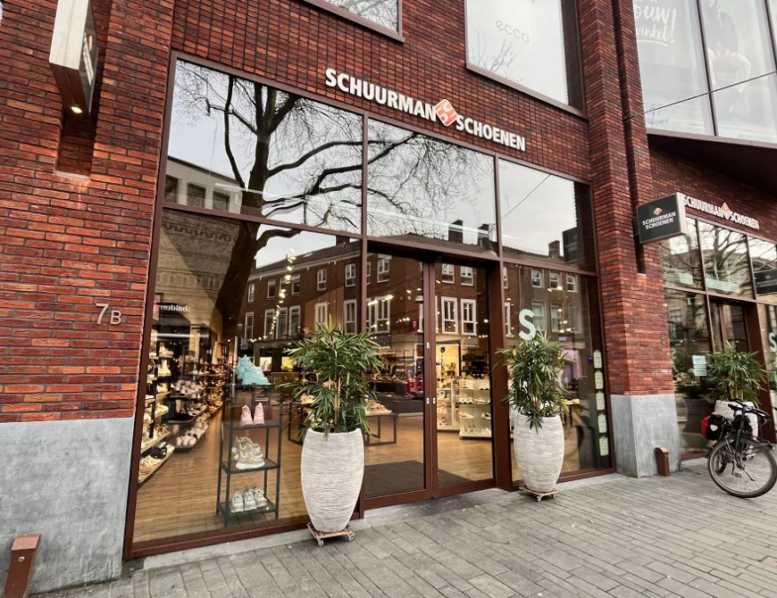 Schuurman Schoenen Enschede locatie Langestraat 7c - Uit in Enschede