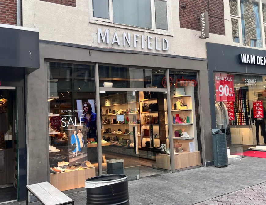 Manfield Enschede aan de Kalanderstraat 6A - Uit in Enschede