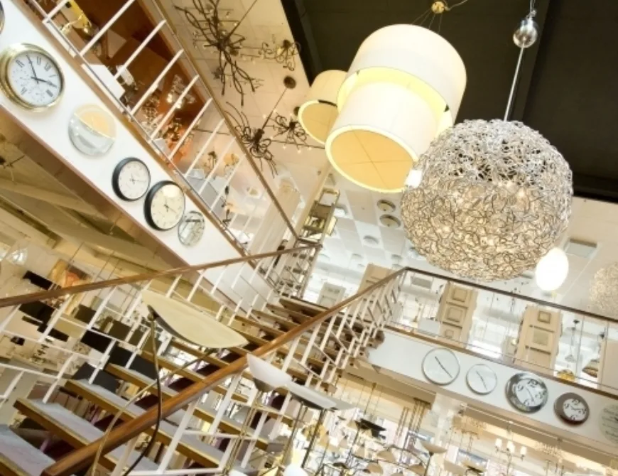 Interieur van het Lampenpaleis in Enschede - Uit in Enschede